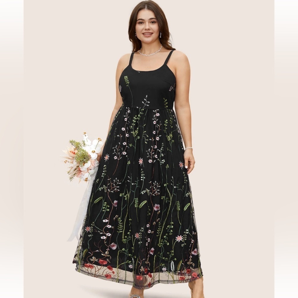 BloomChic Black Floral Embroidered Maxi Dress - Picture 4 of 5